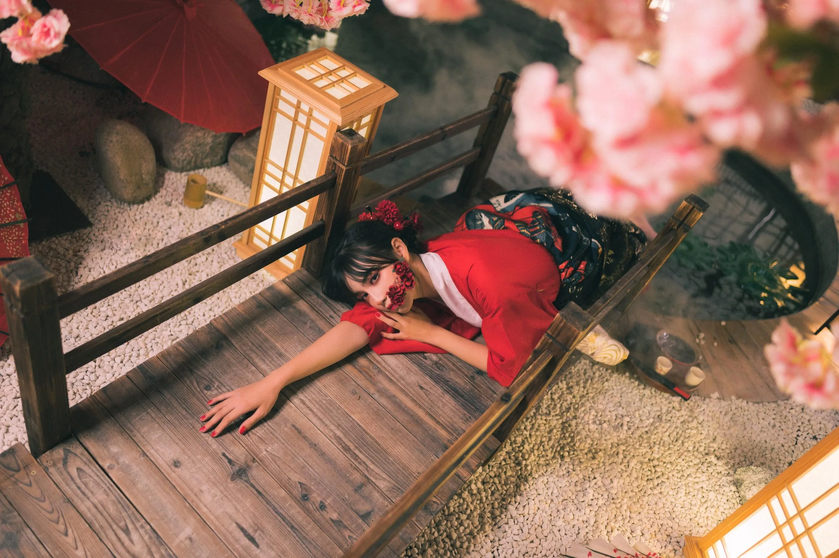 [艺图语] 2022.06.09 裂口女 贰加六 [38P]插图